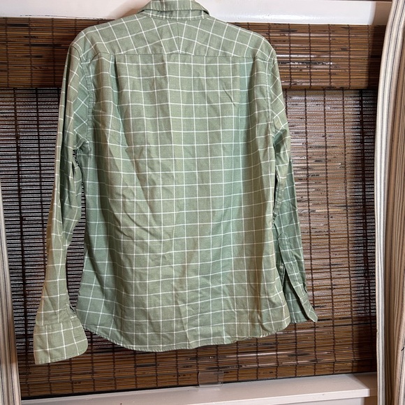 Charles Tyrwhitt Medium Slim Fit Dress Shirt - Picture 3 of 3